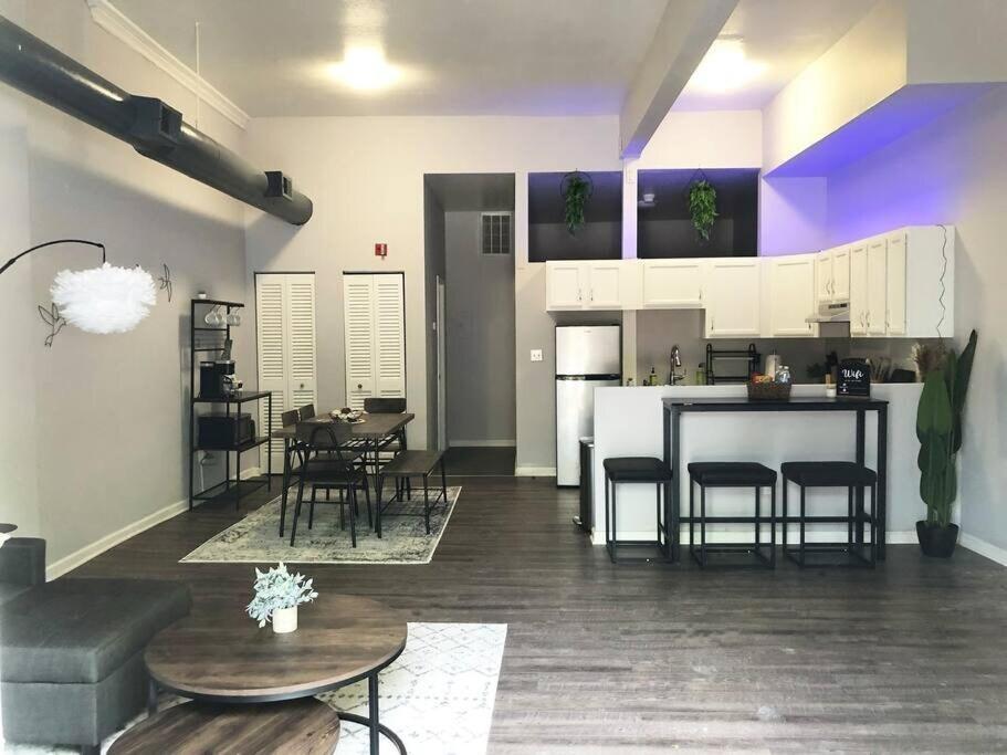 Downtown Cleveland -Modern First Floor Unit Apartment Екстериор снимка