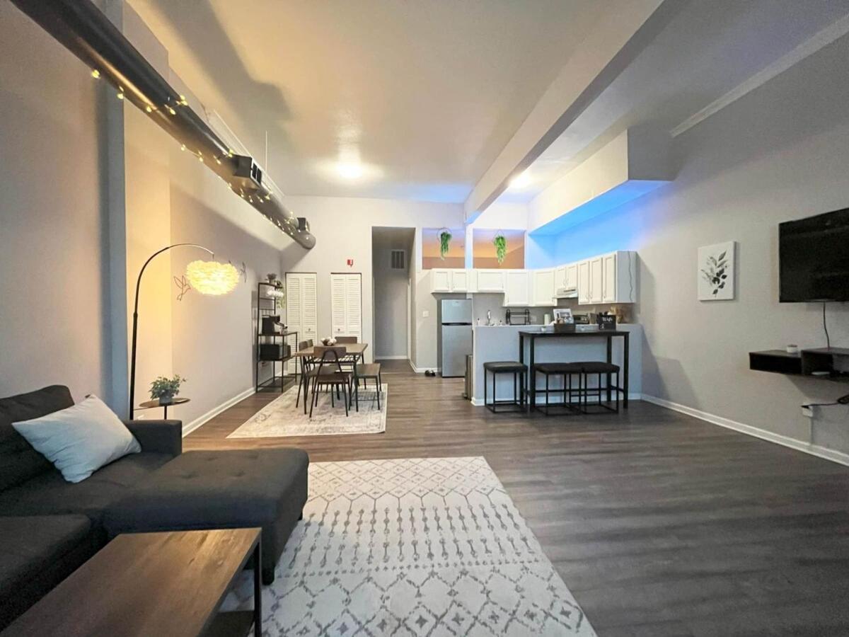 Downtown Cleveland -Modern First Floor Unit Apartment Екстериор снимка